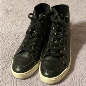 Frye black lace up sneakers size 8.5